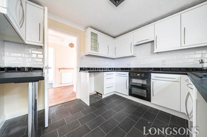 2 Bedroom Detached Bungalow For Sale In Kingsfisher Way, Watton, IP25