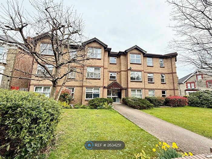 2 Bedroom Flat To Rent In Bedford Hill, London, SW12