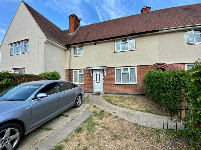 4 Bedroom Terraced House To Rent In East Avenue, Hayes, UB3