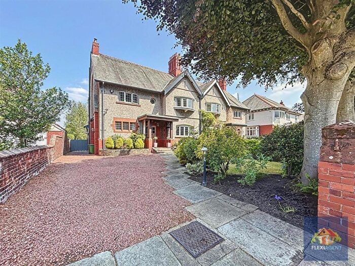 4 Bedroom Semi Detached House For Sale In Hesketh Road, Southport, PR9