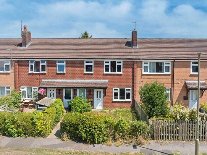 3 Bedroom Terraced House For Sale In Meadow View Road, Kennington, OX1