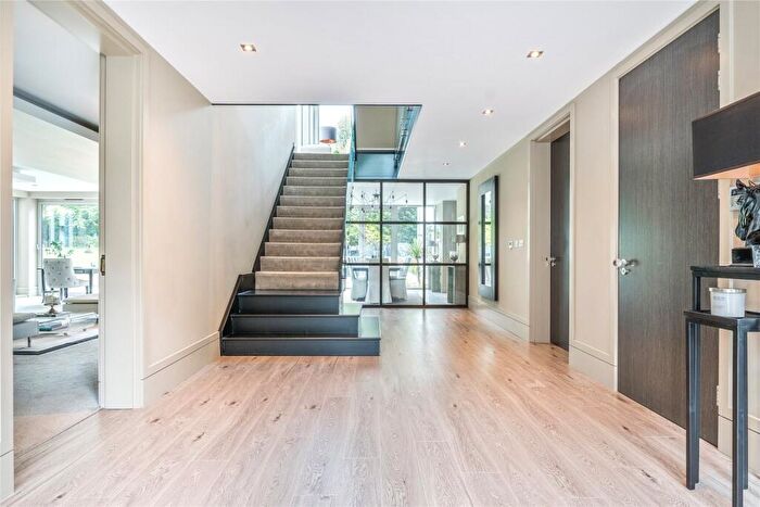 5 Bedroom Detached House For Sale In Ninhams Wood, Keston Park, BR6