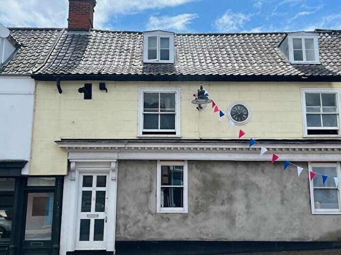2 Bedroom Flat To Rent In St. Nicholas Street, Diss, IP22