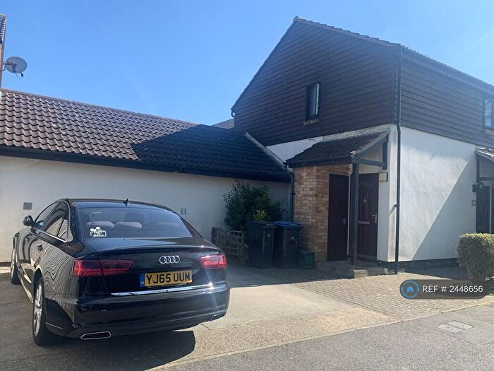 1 Bedroom Flat To Rent In Archers, Harlow, CM19