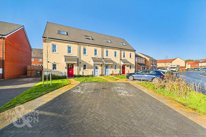 3 Bedroom Terraced House For Sale In Ladys Mantle Way, Easton, Norwich, NR9
