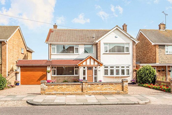 4 Bedroom Detached House For Sale In Burges Road, Southend-on-Sea, Essex, SS1
