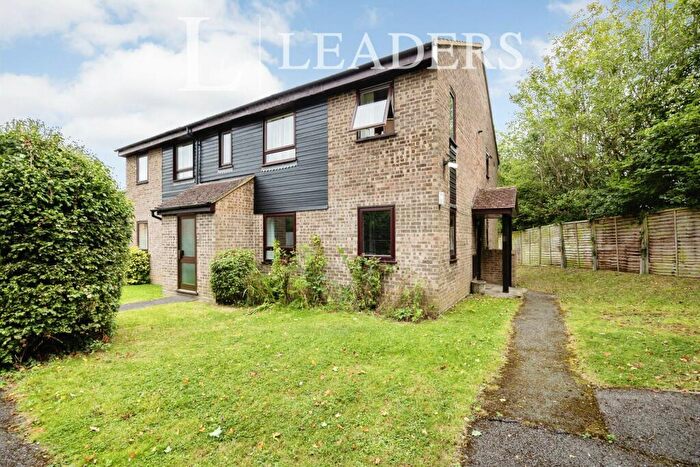 2 Bedroom Maisonette To Rent In Merrow Park, Guildford, GU4