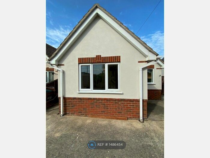 2 Bedroom Detached House To Rent In Rover Avenue, Jaywick, Clacton-On-Sea, CO15
