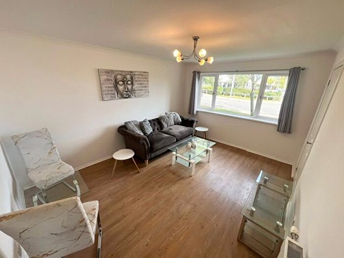 2 Bedroom Flat To Rent In Rousay Place, Aberdeen, AB15