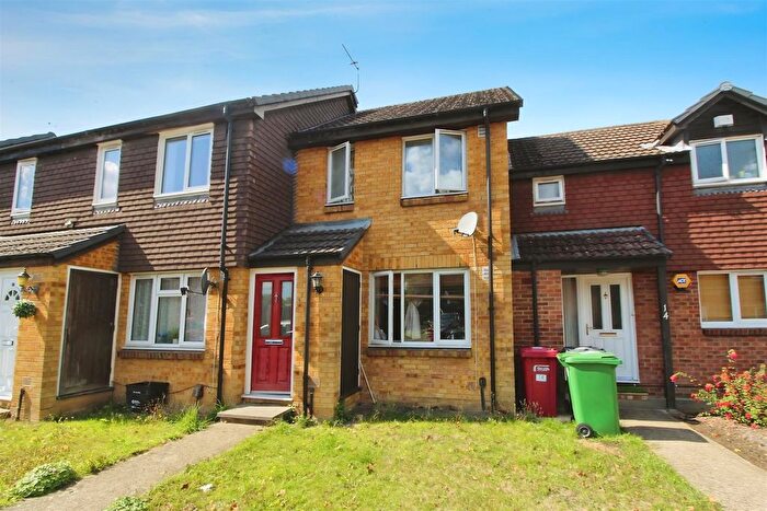 2 Bedroom Terraced House For Sale In Braemar Gardens, Slough, SL1