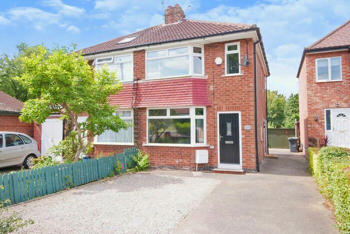 2 Bedroom Semi-Detached House For Sale In Huntington Road, York, YO31