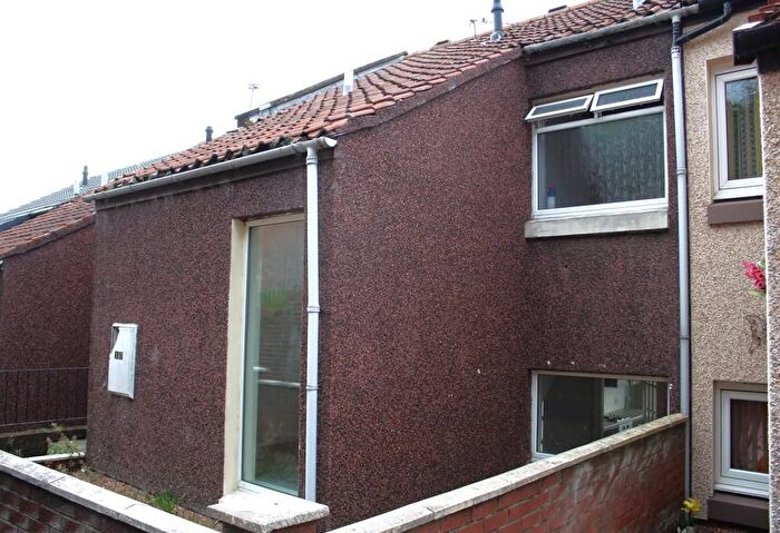 3 Bedroom Property To Rent In Mcdonald Terrace, Leven, KY8