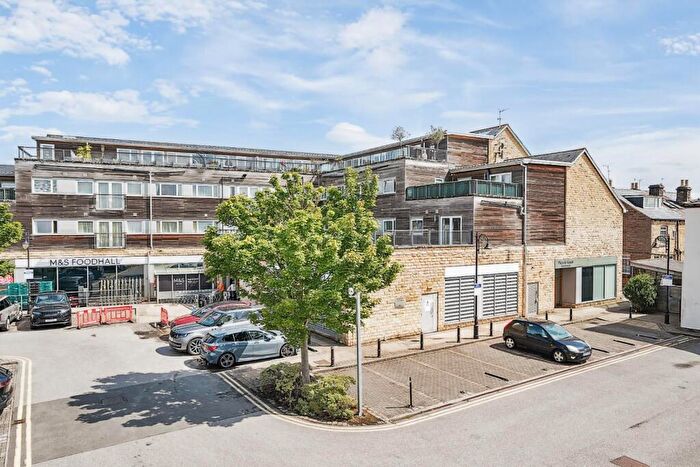 2 Bedroom Flat For Sale In Victoria Court, Wetherby, LS22