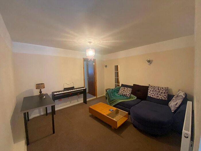 3 Bedroom Semi-Detached House To Rent In Montpelier Road, Nottingham, NG7