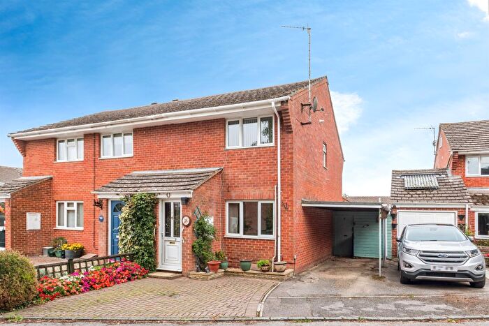 2 Bedroom End Of Terrace House For Sale In Millers Close, Chalgrove, Oxford, OX44