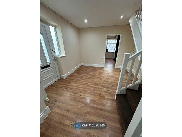 2 Bedroom Semi-Detached House To Rent In Heath Road, Hounslow, TW3