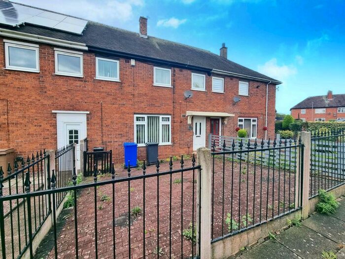 3 Bedroom Detached House To Rent In Bedale Place, Stoke-On-Trent, Staffordshire, ST3