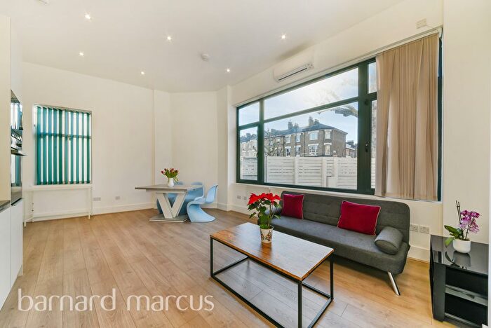 1 Bedroom Flat To Rent In Shepherds Bush Rd, Shepherds Bush, London, W6