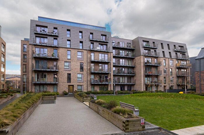 2 Bedroom Flat For Sale In (flat ), Hughes Close, Canonmills, Edinburgh, EH7