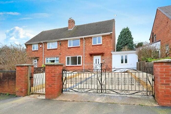 3 Bedroom Semi-Detached House For Sale In Kinver Avenue, Kidderminster, Worcestershire, DY11