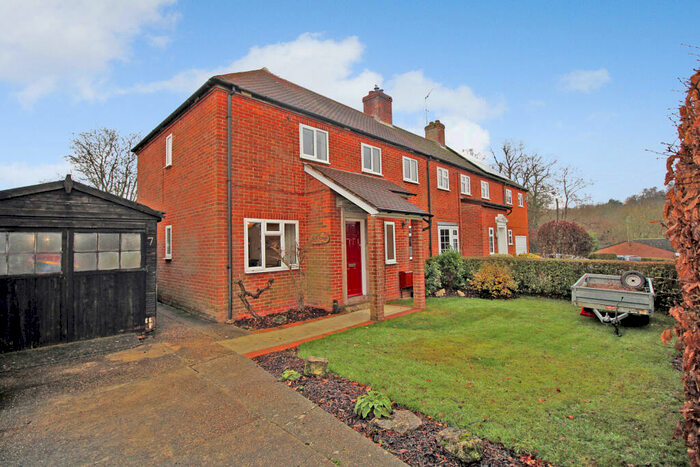 3 Bedroom Semi-Detached House To Rent In Goslings Croft, Selborne, Alton, Hampshire, GU34