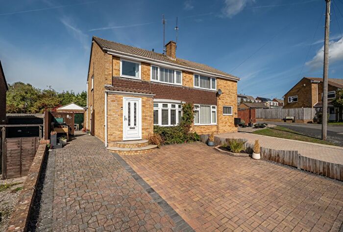 3 Bedroom Semi-Detached House For Sale In St. Davids Road, Thornbury, Bristol, Gloucestershire, BS35