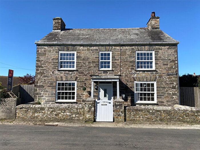 4 Bedroom Detached House For Sale In Coads Green, Launceston, Cornwall, PL15