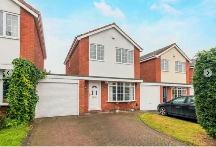 3 Bedroom Link Detached House To Rent In Loxley Road, Sutton Coldfield, B75