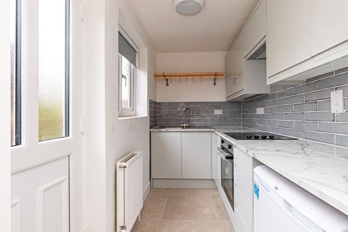 2 Bedroom Cottage To Rent In Narrow Lane, Charlbury, Chipping Norton, OX7