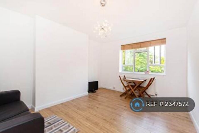 1 Bedroom Flat To Rent In Melbourne Grove, London, SE22