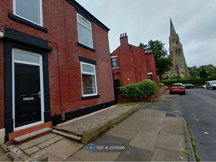 3 Bedroom End Of Terrace House To Rent In St Martins Street, Rochdale, OL11