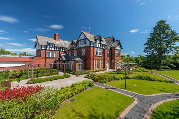 2 Bedroom Flat For Sale In Palace Road, Ripon, North Yorkshire, HG4