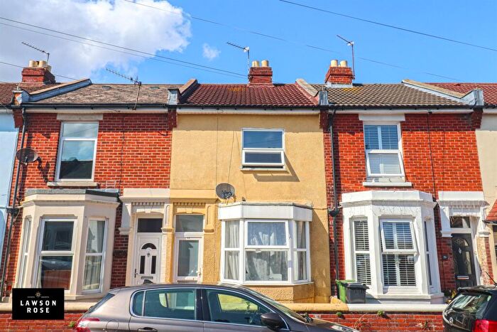 2 Bedroom Terraced House To Rent In Kingsley Road, PO4