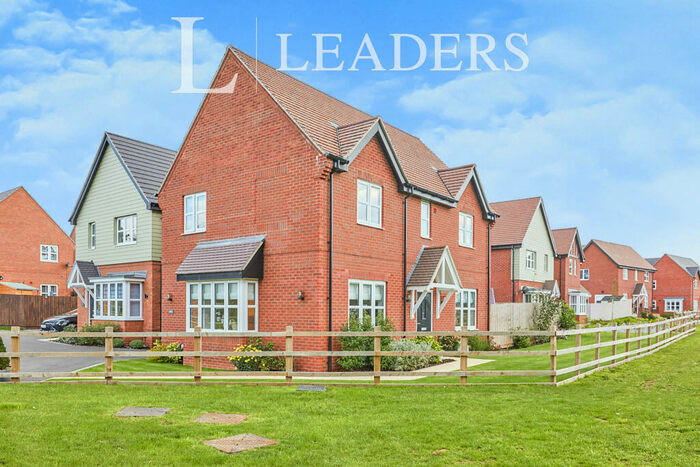 4 Bedroom Detached House To Rent In Foster Close, Mickleover, DE3