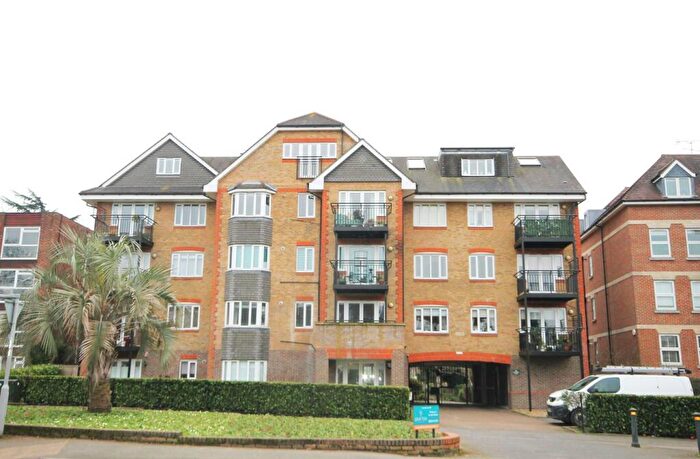 2 Bedroom Apartment To Rent In Bromley Road, Beckenham, Bromley, BR3