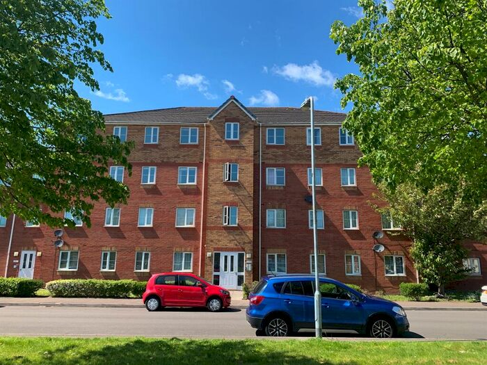 1 Bedroom Flat To Rent In Beaufort Square, Cardiff, CF24