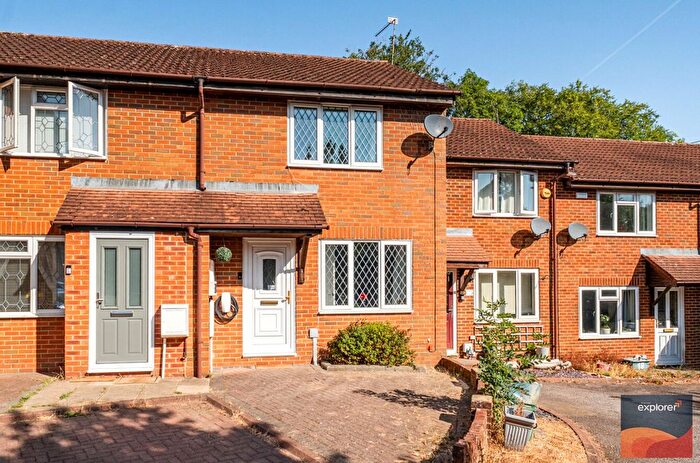 2 Bedroom Terraced House For Sale In Cropmark Way, Hatch Warren, RG22