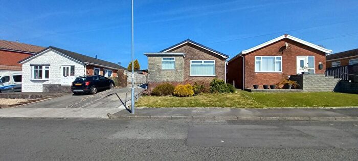 3 Bedroom Bungalow To Rent In Delffordd, Rhos, Pontardawe, Swansea., SA8