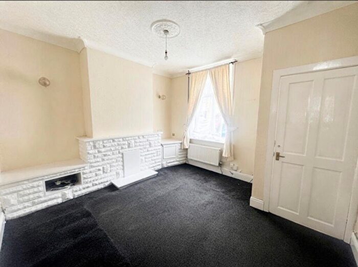 2 Bedroom End Of Terrace House To Rent In Talbot Street, Burnley, BB11