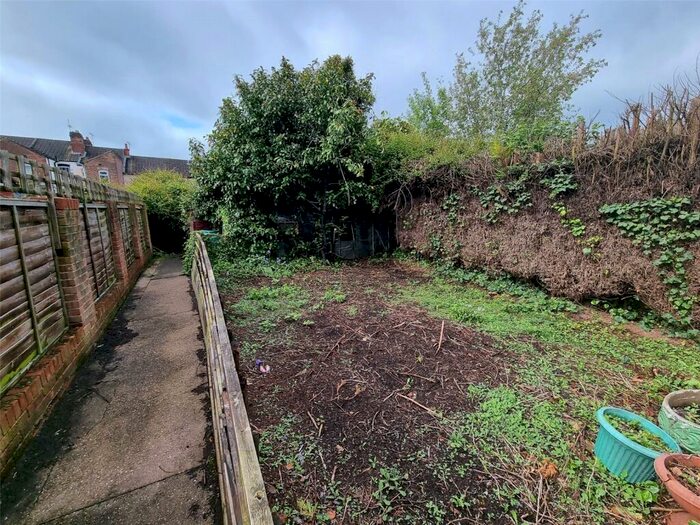 3 Bedroom End Of Terrace House For Sale In Baker Street, Burtonon