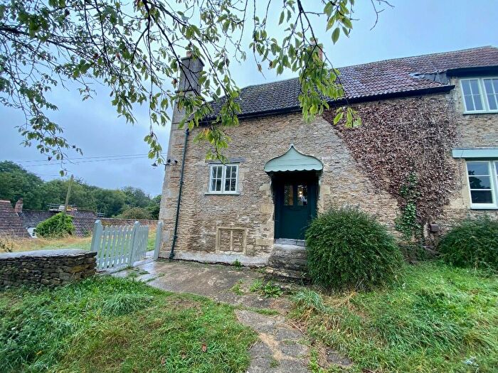 2 Bedroom End Of Terrace House To Rent In Cantax Hill, SN15