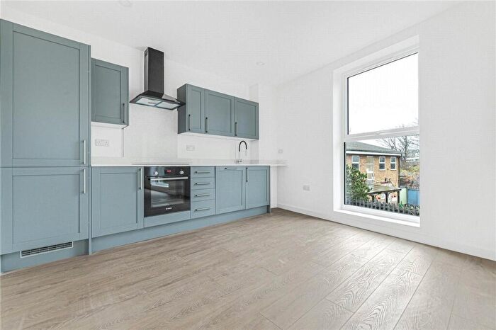 1 Bedroom Apartment For Sale In Springbank Road, London, SE13