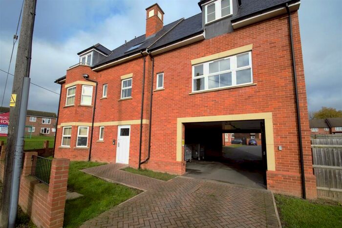 1 Bedroom Apartment To Rent In The Forge, Vicarage Hill, MK45