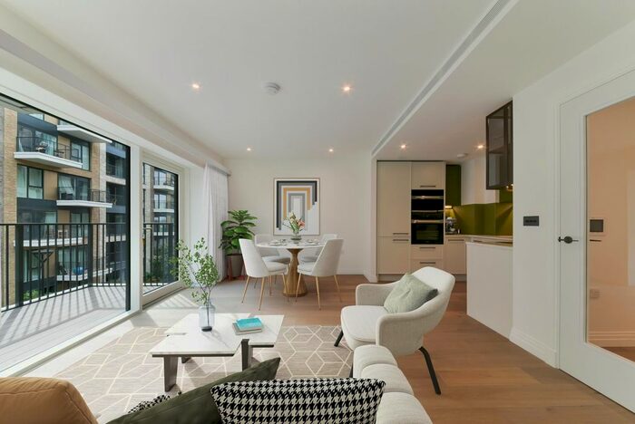 1 Bedroom Flat To Rent In Savoy House, Chelsea Creek, London, SW6