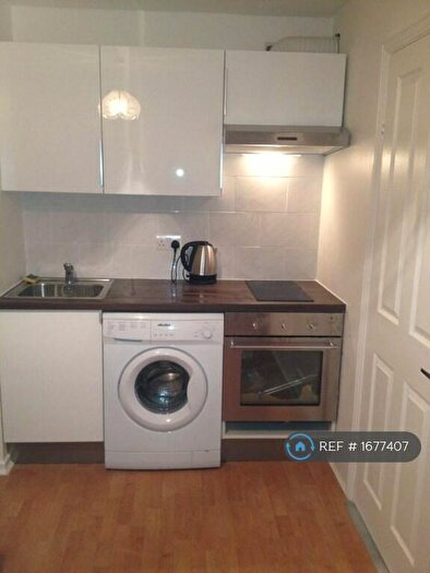 Studio To Rent In Wager Street, London, E3
