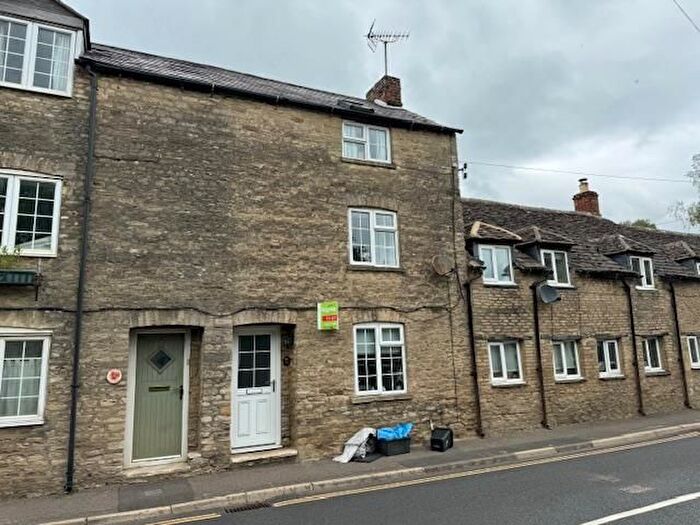 2 Bedroom Cottage To Rent In Milton Street, Fairford, GL7