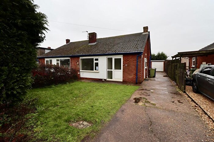 2 Bedroom Semi-Detached Bungalow For Sale In Westfield Drive, North Greetwell, LN2