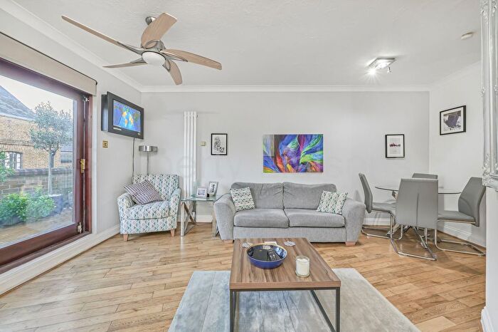 2 Bedroom Flat For Sale In Moran House, Wapping Lane, London, E1W