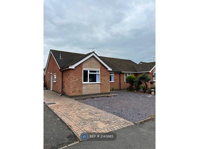 2 Bedroom Bungalow To Rent In Copsewood Avenue, Nuneaton, CV11