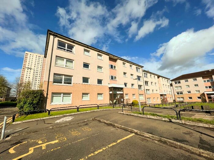 4 Bedroom Flat To Rent In , McAslin Court, Glasgow, P21